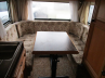 Hobby_lak�kocsi_bels�